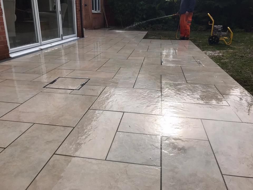 Driveway, patio and landscaping work by Solid Driveways and Landscaping